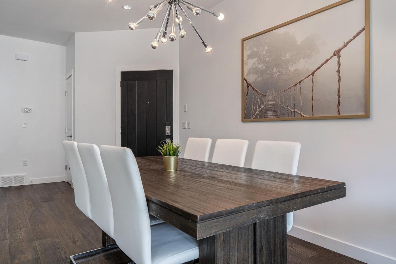 Contemporary Luxury 4 Bedroom House Near Downtown Κάλγκαρι Εξωτερικό φωτογραφία