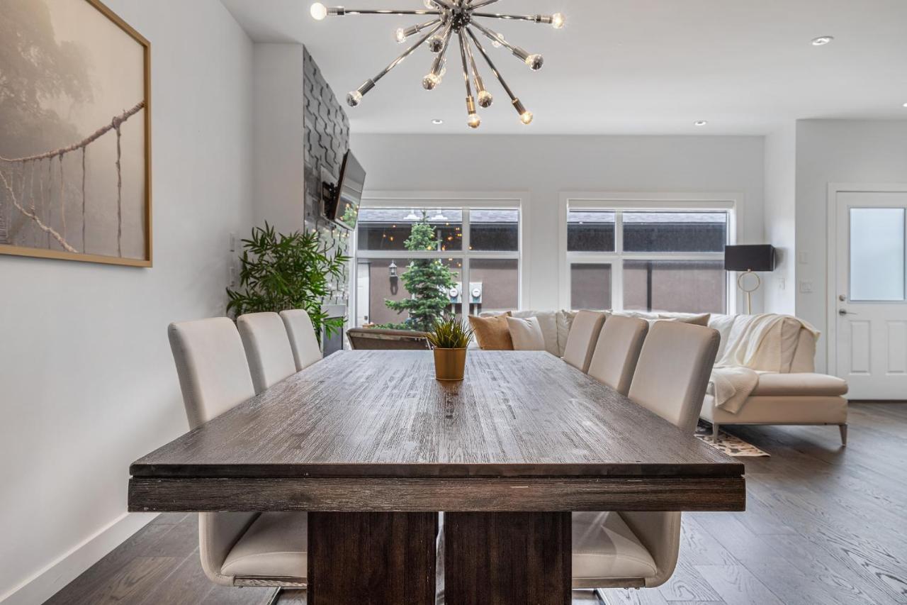 Contemporary Luxury 4 Bedroom House Near Downtown Κάλγκαρι Εξωτερικό φωτογραφία