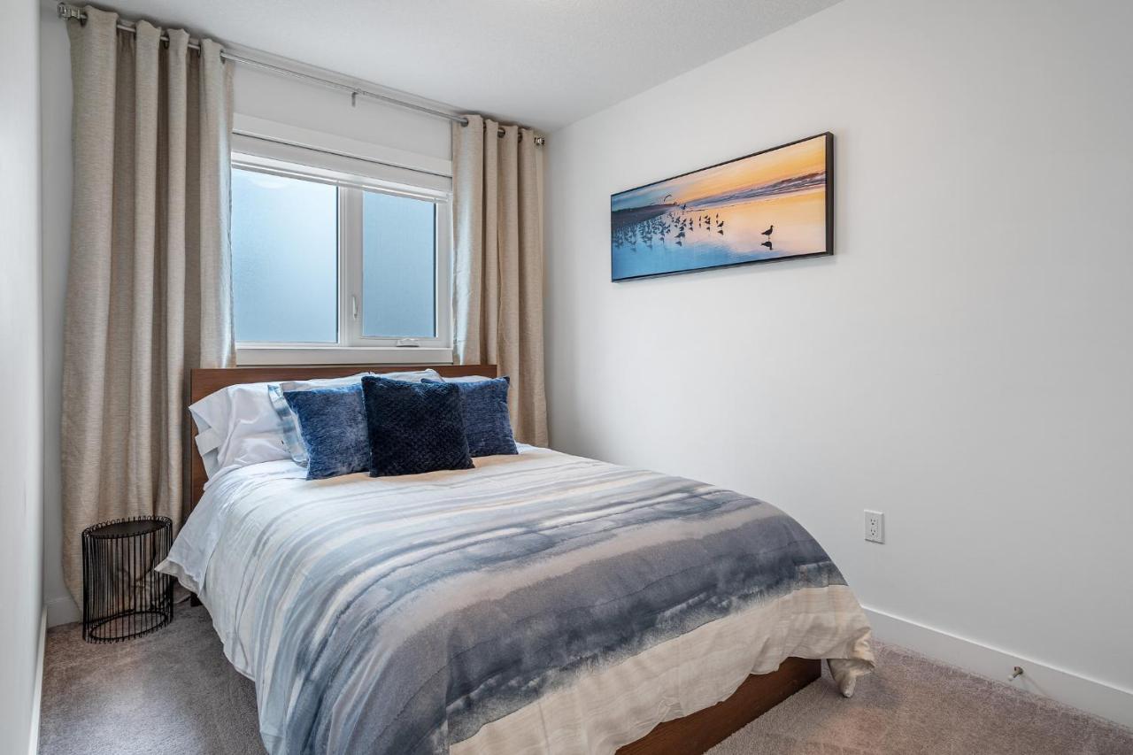Contemporary Luxury 4 Bedroom House Near Downtown Κάλγκαρι Εξωτερικό φωτογραφία